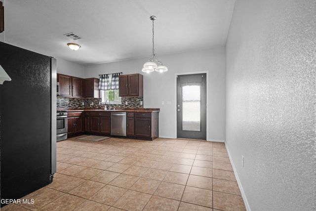 14206 RANIER POINT Drive, El Paso, TX 79938
