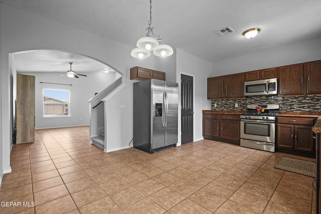 14206 RANIER POINT Drive, El Paso, TX 79938