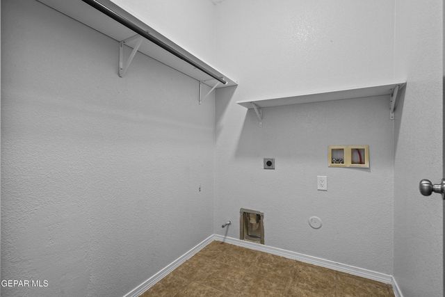 14206 RANIER POINT Drive, El Paso, TX 79938