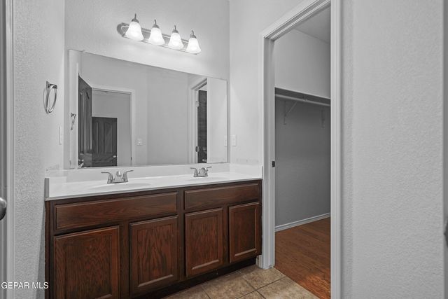 14206 RANIER POINT Drive, El Paso, TX 79938