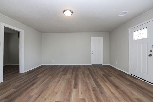 9026 Lake Forest Boulevard, Houston, TX 77078