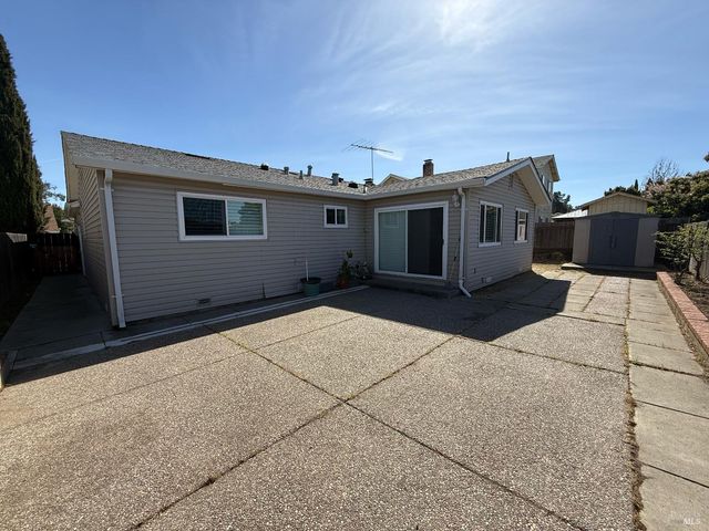 631 Inverness Dr, Vallejo, CA 94589