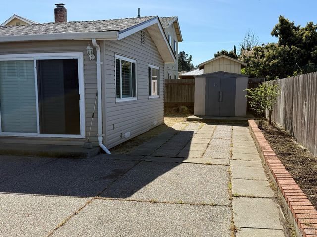 631 Inverness Dr, Vallejo, CA 94589