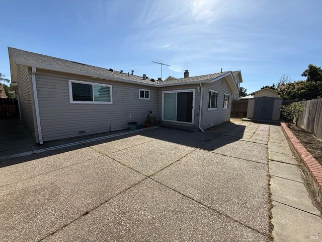 631 Inverness Dr, Vallejo, CA 94589