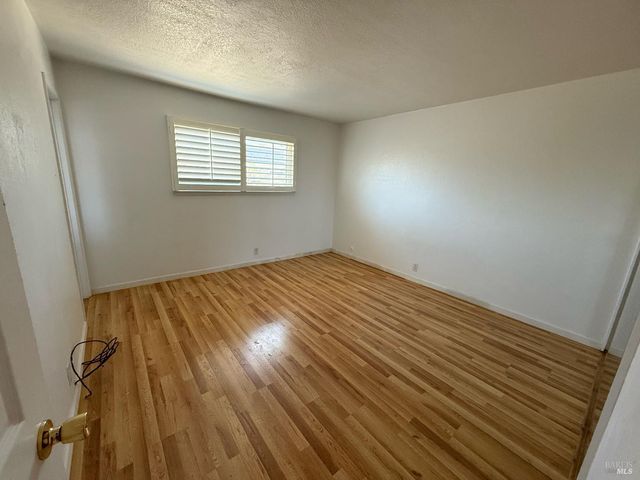 631 Inverness Dr, Vallejo, CA 94589