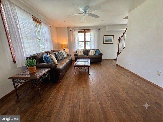 244 STRAWBERRY CIR, Langhorne, PA 19047
