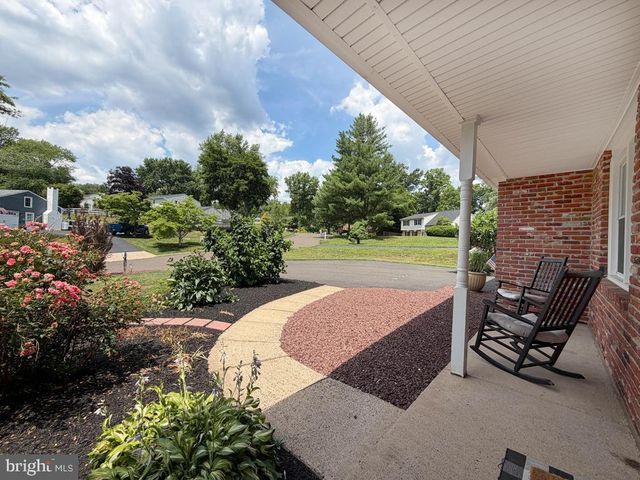 244 STRAWBERRY CIR, Langhorne, PA 19047