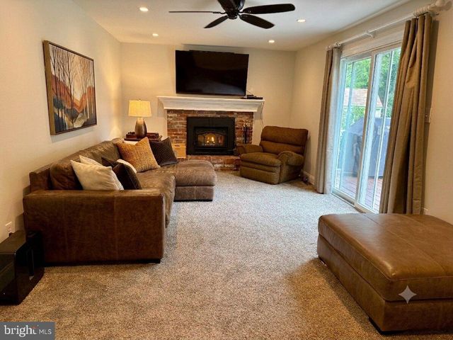 244 STRAWBERRY CIR, Langhorne, PA 19047