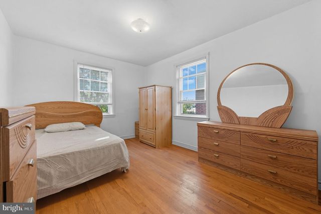 720 S BROOM ST, Wilmington, DE 19805