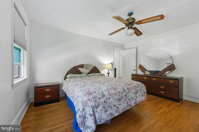 720 S BROOM ST, Wilmington, DE 19805