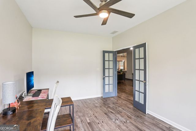 320 Silverbell Lane, Sharpsburg, GA 30277