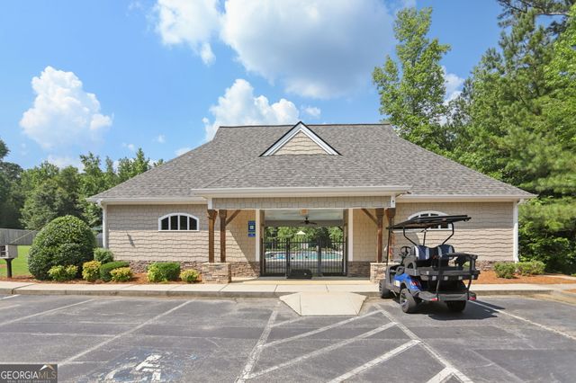 320 Silverbell Lane, Sharpsburg, GA 30277