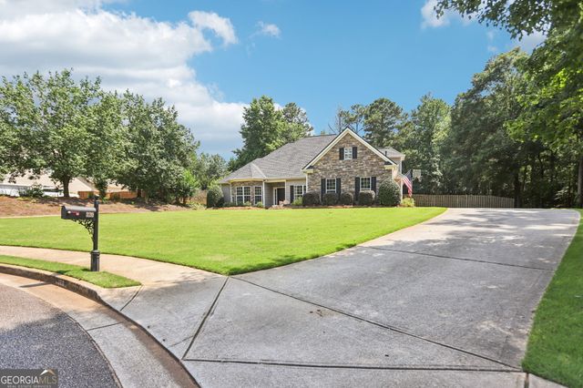 320 Silverbell Lane, Sharpsburg, GA 30277