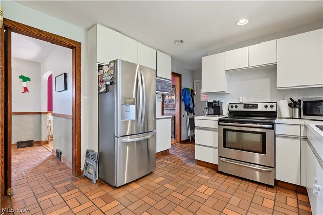 409 30th Street NW, Canton, OH 44709