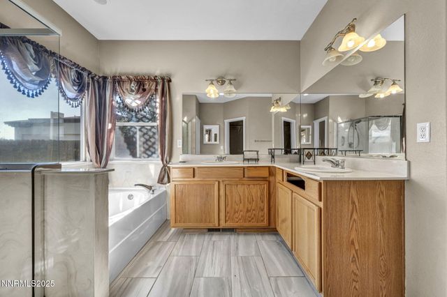 1031 Village Knoll Drive, Sparks, NV 89436