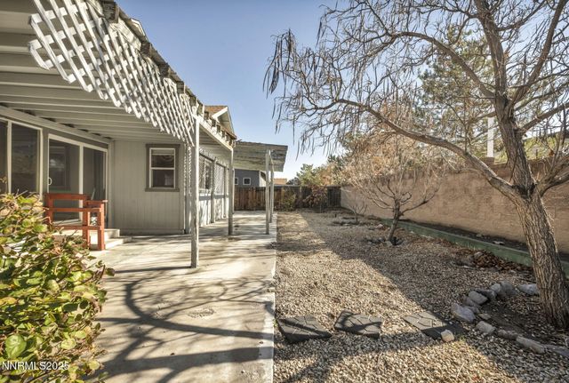 1031 Village Knoll Drive, Sparks, NV 89436