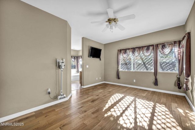 1031 Village Knoll Drive, Sparks, NV 89436