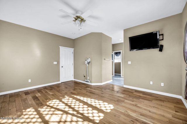 1031 Village Knoll Drive, Sparks, NV 89436