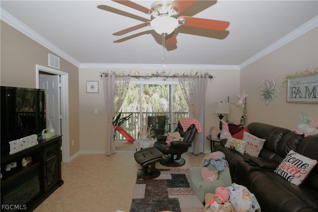 1113 Winding Pines CIR 205, Cape Coral, FL 33909