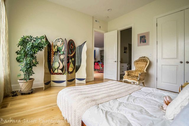 378 E Deerpath Road, Wood Dale, IL 60191