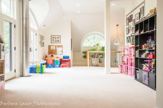378 E Deerpath Road, Wood Dale, IL 60191