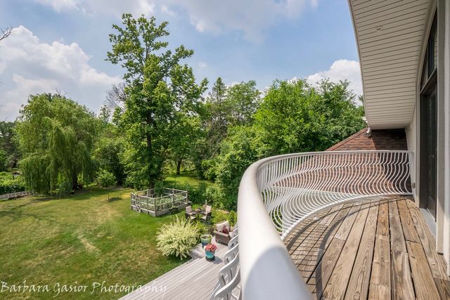 378 E Deerpath Road, Wood Dale, IL 60191