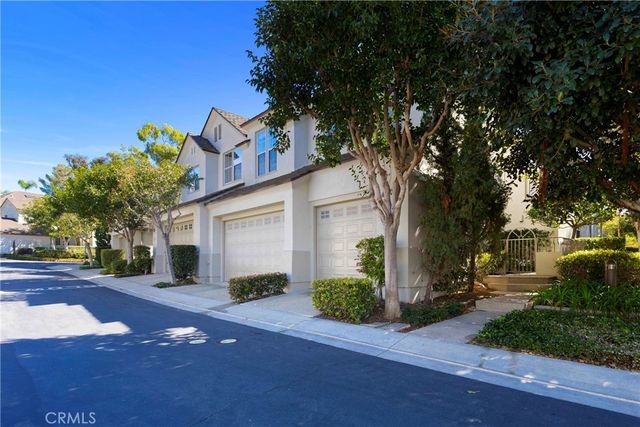 28 Brigmore Aisle, Irvine, CA 92603