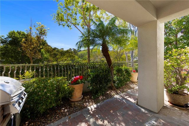 28 Brigmore Aisle, Irvine, CA 92603