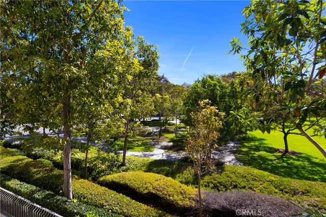 28 Brigmore Aisle, Irvine, CA 92603