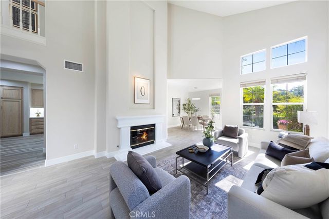 28 Brigmore Aisle, Irvine, CA 92603