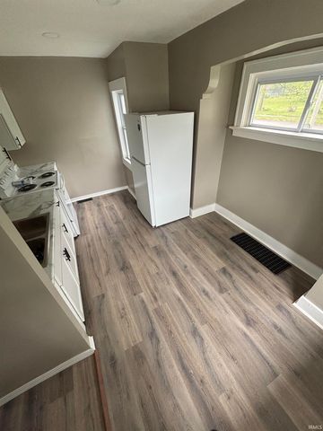 604 Mckinnie Avenue, Fort Wayne, IN 46806