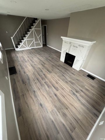 604 Mckinnie Avenue, Fort Wayne, IN 46806