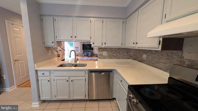 12169 PRESIDIO WAY, Woodbridge, VA 22192