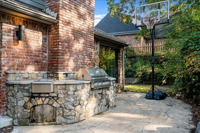 7544 S Urbana Avenue, Tulsa, OK 74136