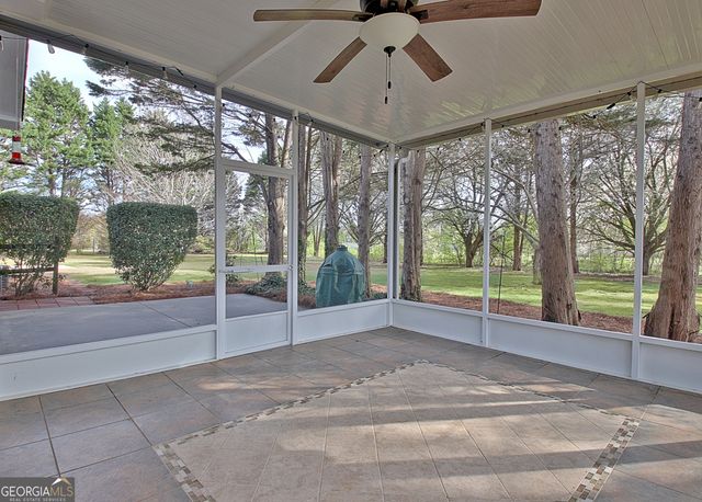 39 Braves Crossing Court, Sharpsburg, GA 30277