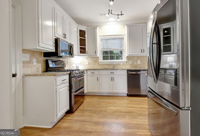 39 Braves Crossing Court, Sharpsburg, GA 30277