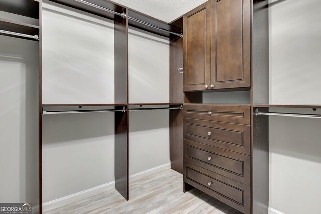 39 Braves Crossing Court, Sharpsburg, GA 30277