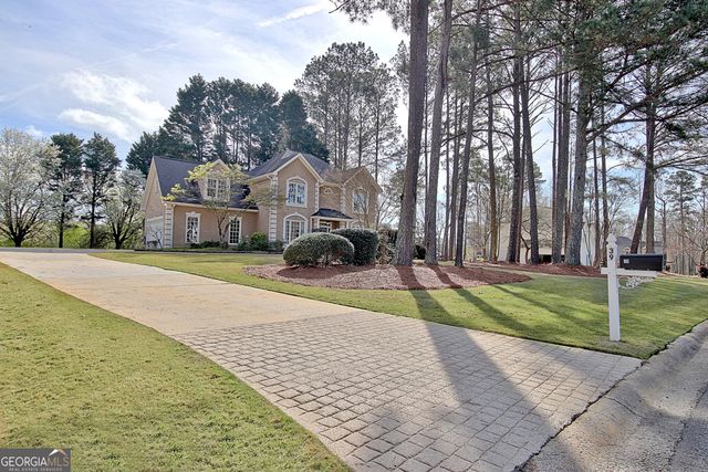 39 Braves Crossing Court, Sharpsburg, GA 30277
