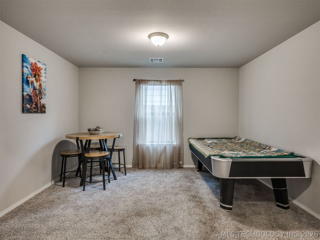 1825 E Winston Street, Broken Arrow, OK 74011