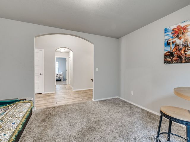 1825 E Winston Street, Broken Arrow, OK 74011