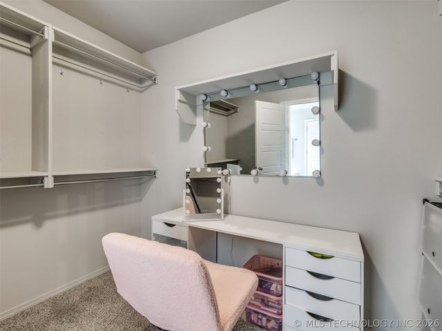 1825 E Winston Street, Broken Arrow, OK 74011