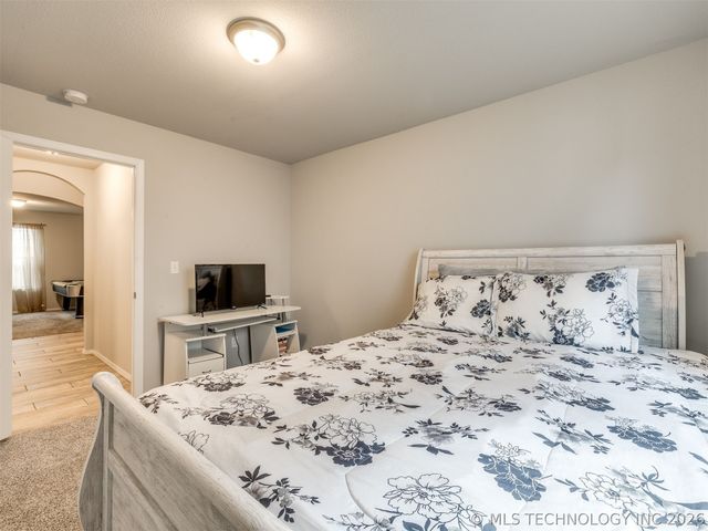 1825 E Winston Street, Broken Arrow, OK 74011