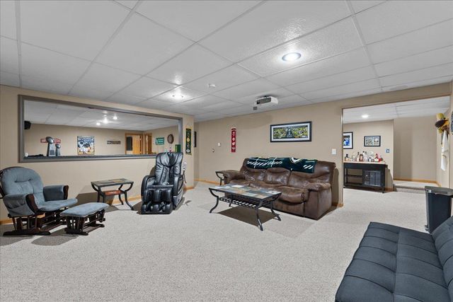 2540 MANITOWOC ROAD, Green Bay, WI 54311