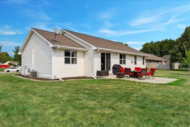 2540 MANITOWOC ROAD, Green Bay, WI 54311
