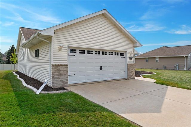 2540 MANITOWOC ROAD, Green Bay, WI 54311