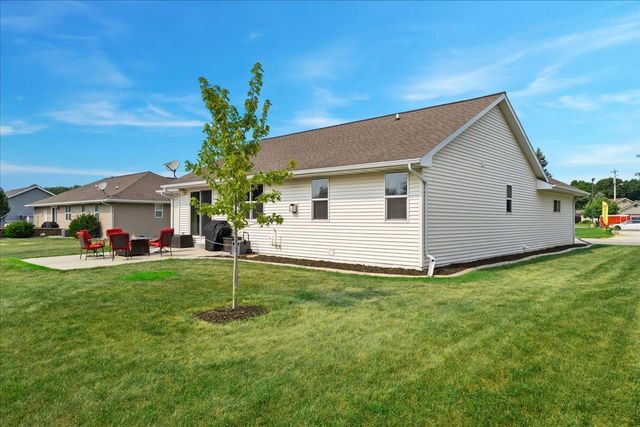 2540 MANITOWOC ROAD, Green Bay, WI 54311