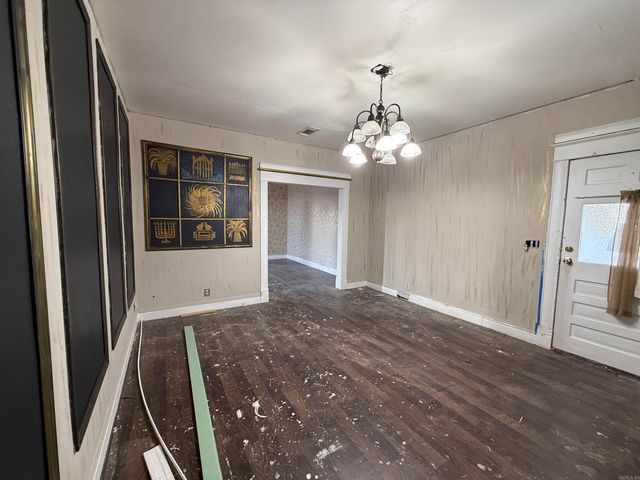 409 S Spring Street, Searcy, AR 72143