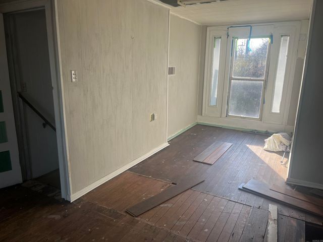 409 S Spring Street, Searcy, AR 72143