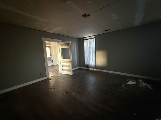 409 S Spring Street, Searcy, AR 72143