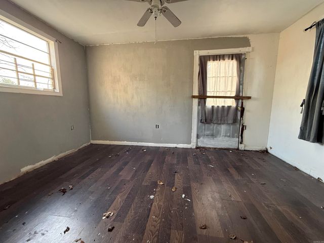 409 S Spring Street, Searcy, AR 72143